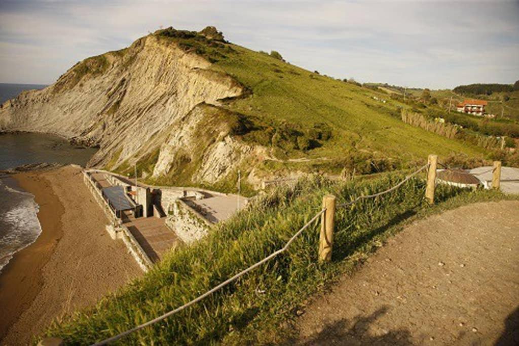 2 Habit, Sala, Terraza, Jardin, Parking Gratis Apartment Zumaia Exterior photo