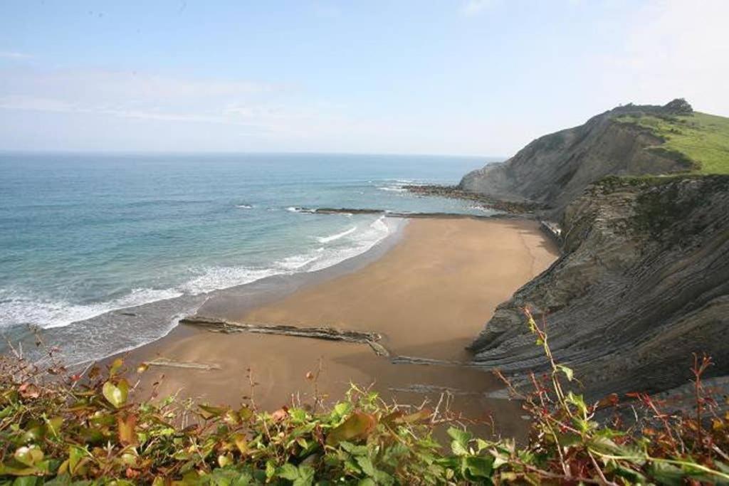 2 Habit, Sala, Terraza, Jardin, Parking Gratis Apartment Zumaia Exterior photo